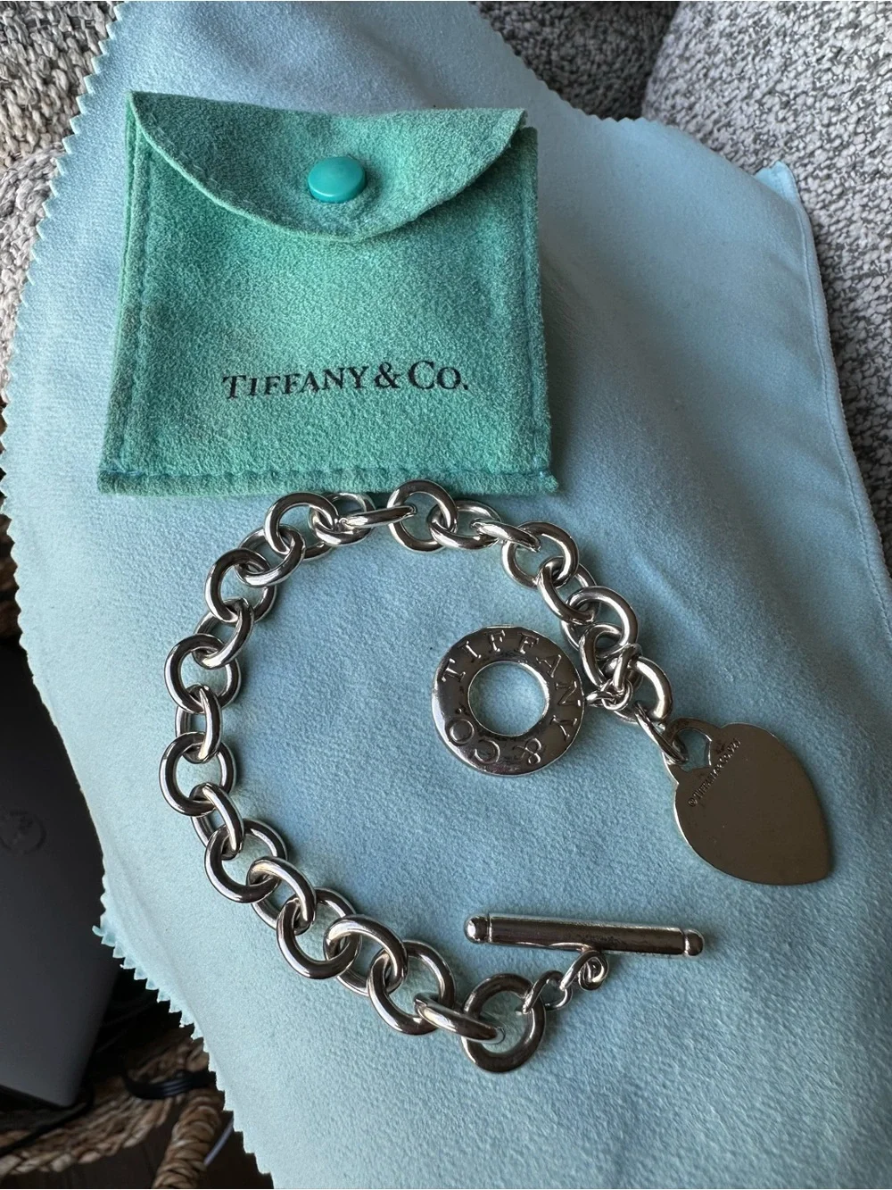 Tiffany & Co. Silver Heart Toggle Charm Bracelet - Teal Pouch